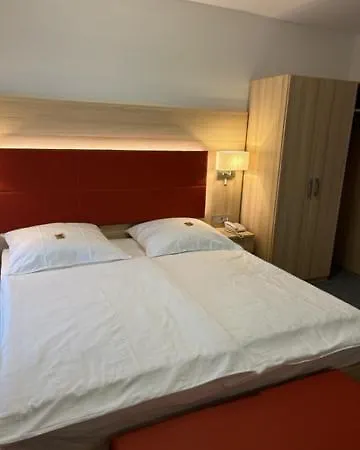 Kaiserhof 3* Siegburg