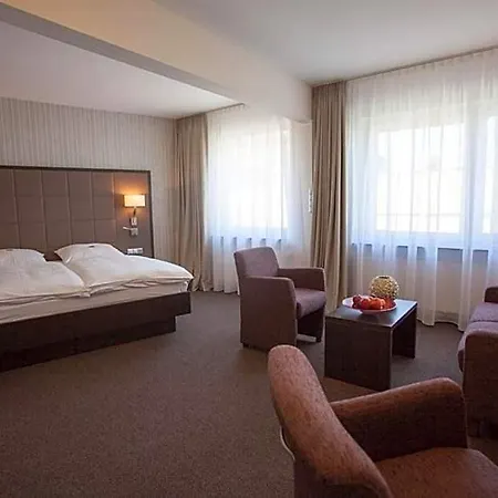 Kaiserhof Hotel 3*